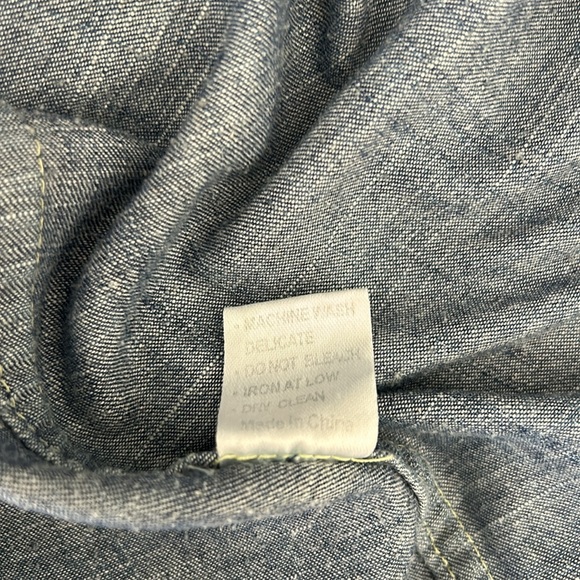 **5 MORE DAYS TO MAKE AN OFFER** Millau button down jean shirt - Picture 7 of 10